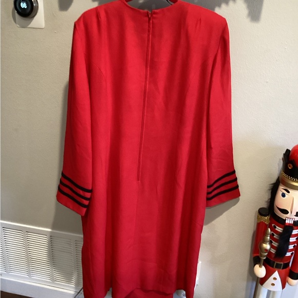 EUC - Red Wrap Dress with Black Accents - Worn Once - Sz 22w! - Picture 9 of 10